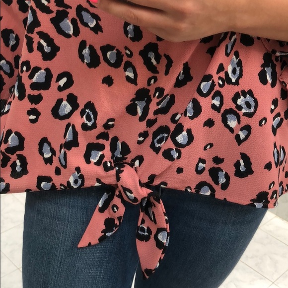 Off SHOULDER MAUVE LEOPARD PRINT TOP - Picture 5 of 7